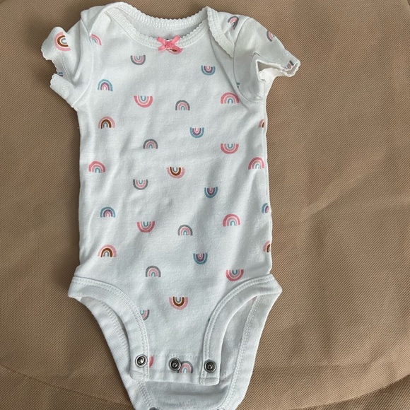 multiple different girl onesies - Picture 6 of 6